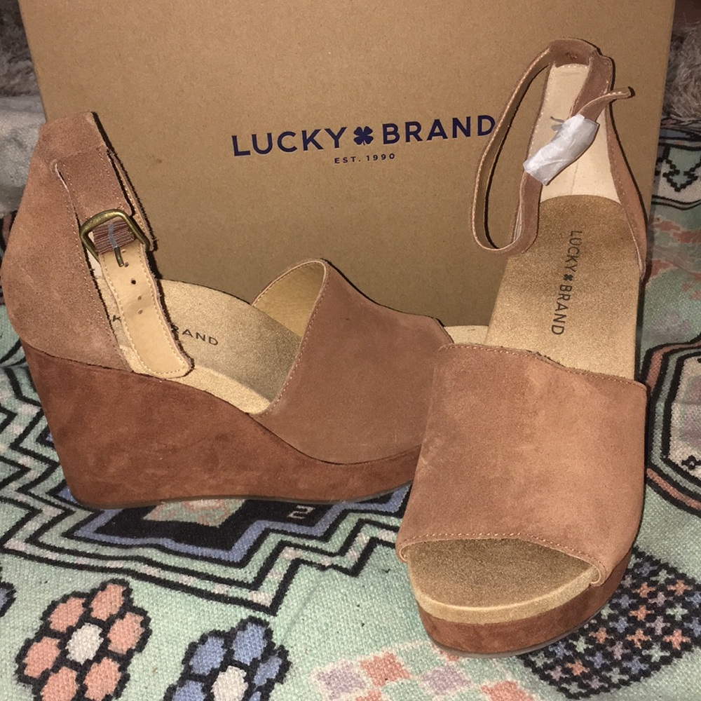 ✨NWT! Lucky Brand wedge